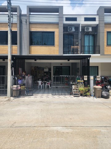 ทาวน์เฮ้าส์ S GATE    3500000 thb 3 BR 2 น้ำ 20 ตารางวา 0 NGAN 0 ไร่ พร้อมเข้าอยู่