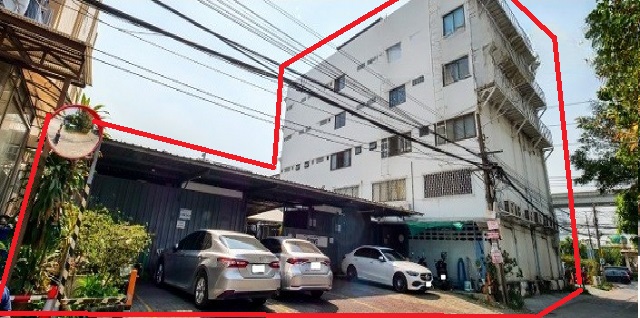 ศรีนครินทร์ 700ม MRT ศรีนุช 1.1 กม. โรบินสัน  ให้เช่าอาคารสำนักงาน 4 ชั้น 5 คูหา 198 ตร.วา.1,850 ตร.ม. 11นอน 7น้ำ