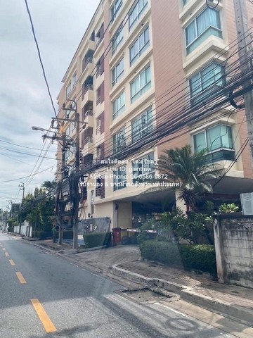 CONDOMINIUM ชาโตว์ อิน ทาวน์ เมเจอร์ รัชโยธิน พื้นที่เท่ากับ 39 ตรม  2290000 B. อสังหาริมทรัพย์ดี เป็นคอนโดพร้อมอยู่ที่มีการตกแต่งภายในเพิ่มเติมได้แบบเรียบหรู และมีทำเลสวยสามารถมองเห็นวิวเมือง พร้อมพื้นที่ส่วนกลาง และสิ่งอำนวยความสะดวกครบครัน ทั้งสระ