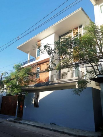 ให้เช่า บ้านเดี่ยว3ชั้น 42 ตรว.ถนนประชาชื่น เข้าซอย50เมตร ใกล้แยกประชานุกูล