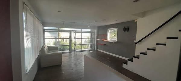 บ้าน บ้านเดี่ยวใกล้รถไฟฟ้าพระโขนง 6BR6น้ำ 18000000 - ไม่ไกลจาก ใกล้รถไฟฟ้าพระโขนง ถูก ใกล้รถไฟฟ้าพระโขนง