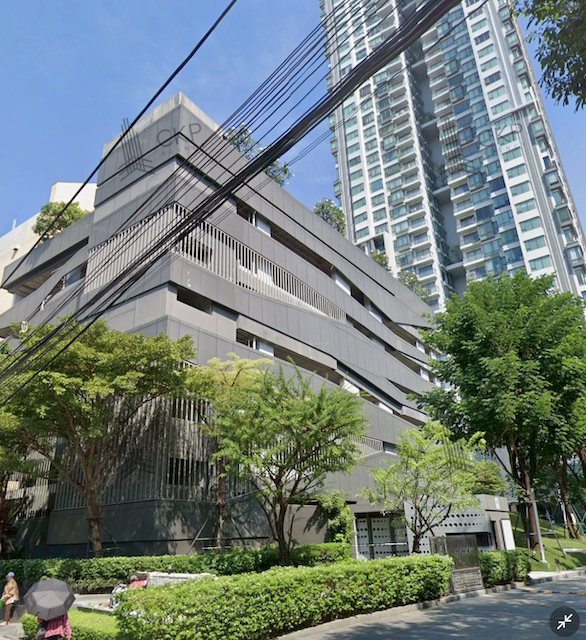 คอนโด ริทึ่ม สุขุมวิท 42 ติดรถไฟฟ้า BTS เอกมัย มีผู้เช่าอยู่ ใกล้เกทเวย์ เอกมัย เดินทางสะดวก มีห้างสรรพสินค้าหลายแห่ง