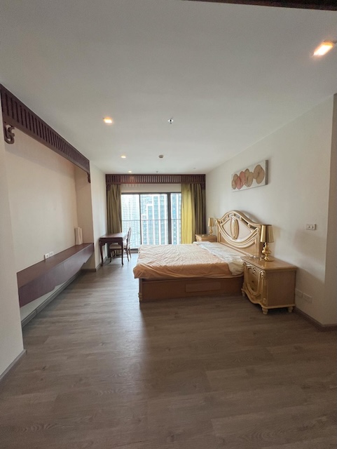 Noble Remix Thonglor beautiful view clean spacious 23rd floor BTS Thonglor