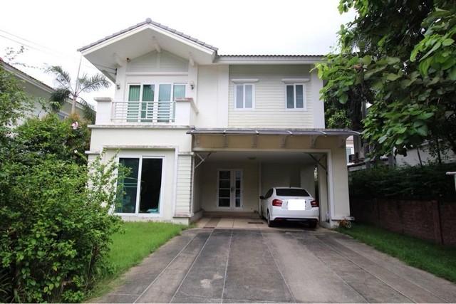 ขายบ้านเดี่ยวสองชั้น คาซ่าแกรนด์ เอกมัย รามอินทรา  ซ.รามอินทรา40 สถานีรถไฟฟ้าอยู่ปากซอย