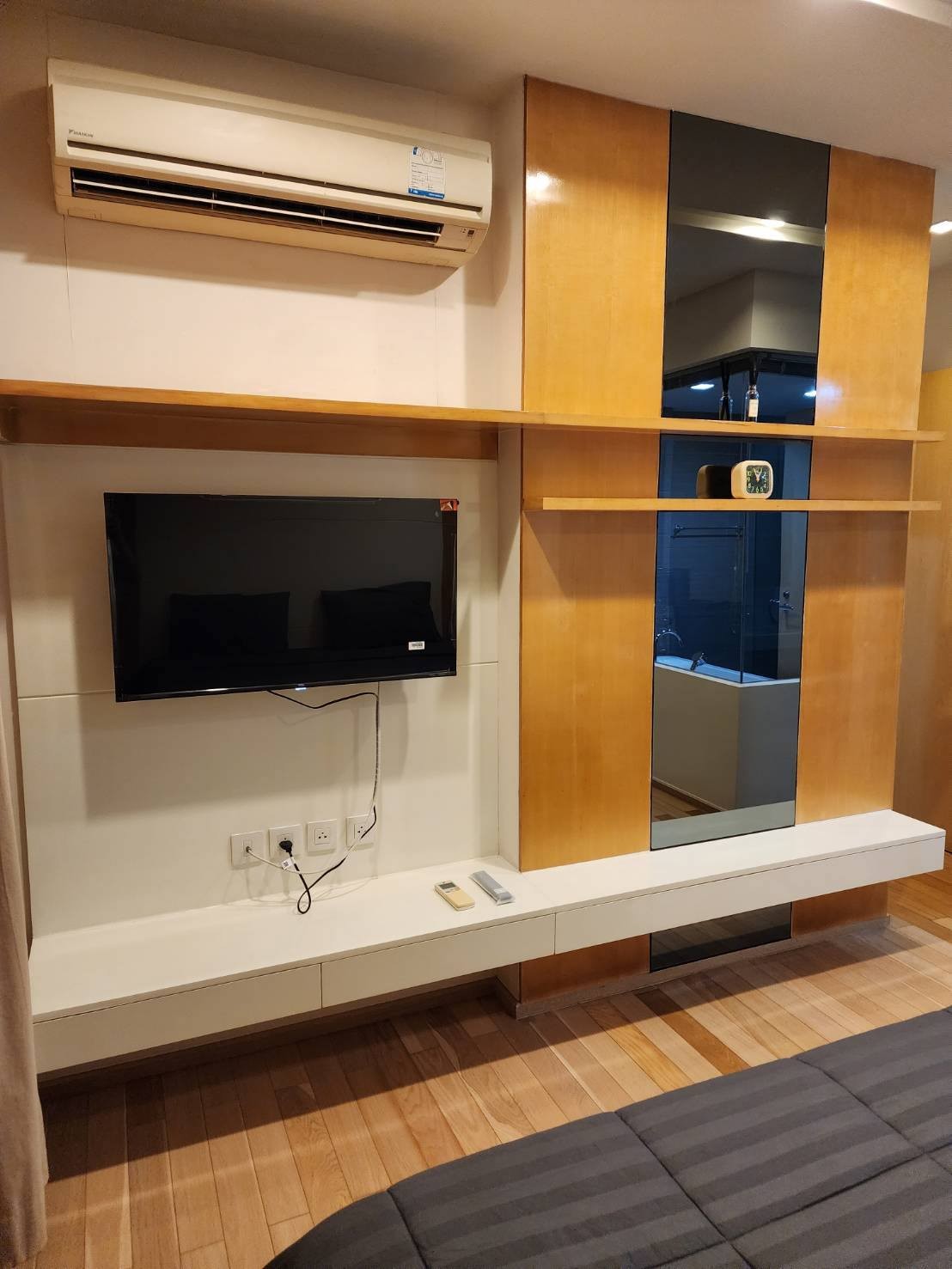 Siri at Sukhumvit Spacious safe peaceful 7th floor BTS Thonglor