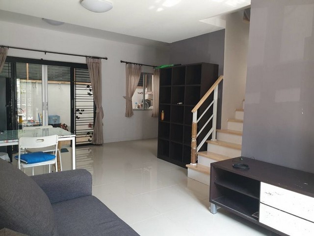 ต้องการขาย Townhouse - พท. 18 ตาราง.วา  3000000 บ. ราคาดีที่สุด