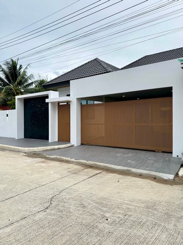 วิลล่ารีโนเวทใหม่ภูเก็ต 69วา 3ห้องนอน 3ห้องน้ำ ใกล้โรงเรียนนานาชาติบริติช