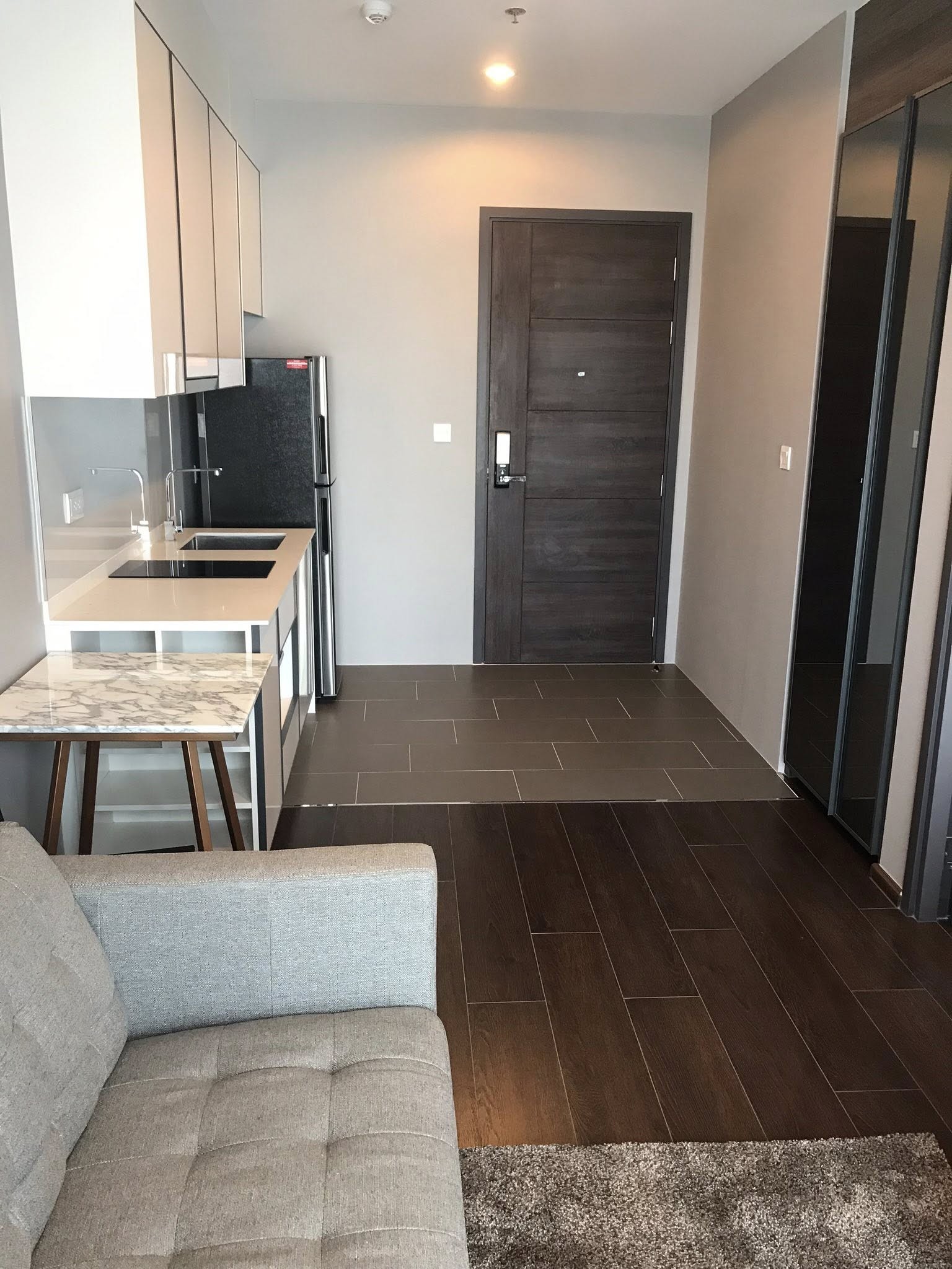 C Ekkamai Safe quiet clean  14th floor  BTS Ekkamai